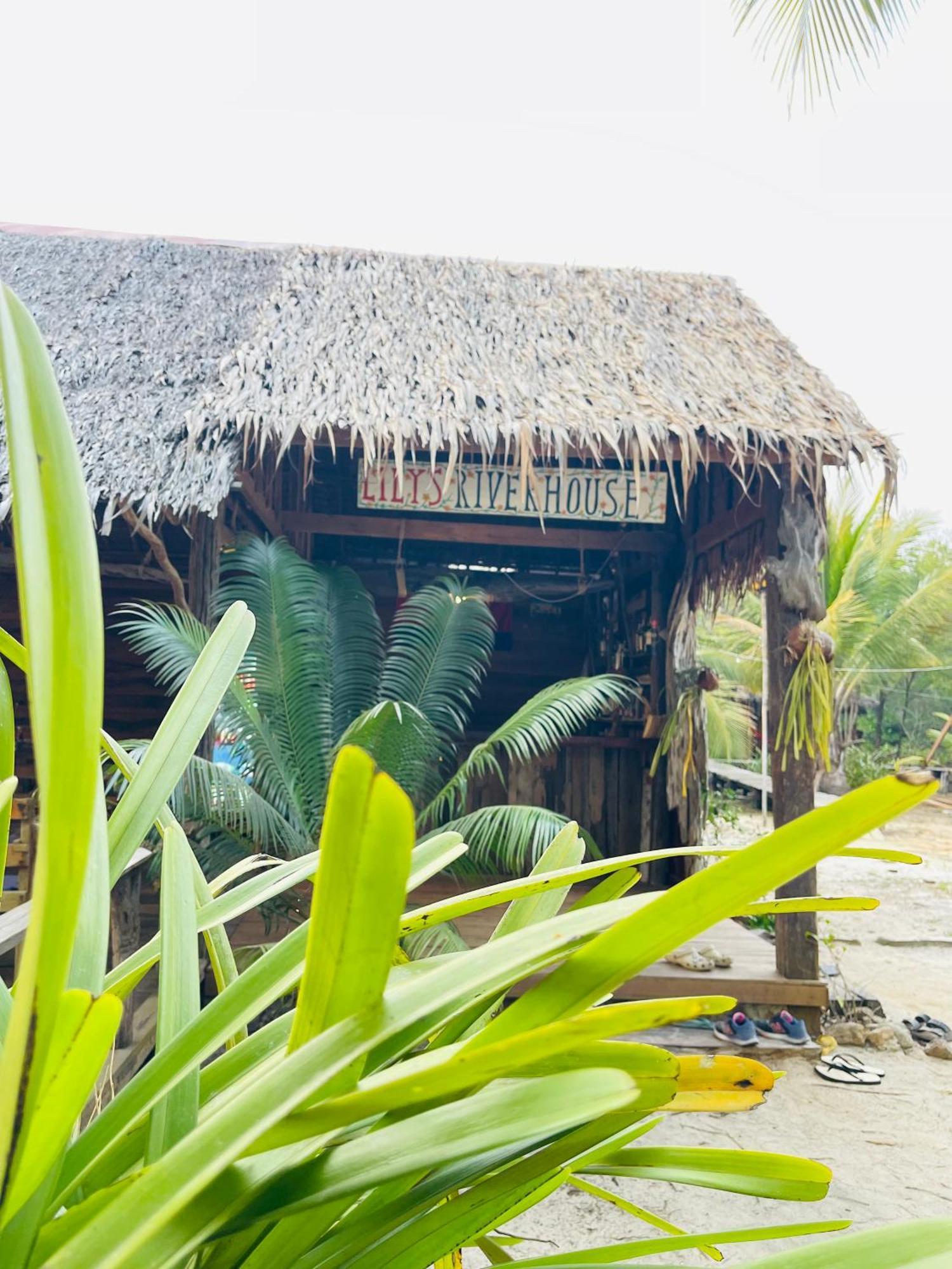 Lily'S Riverhouse Prek Svay Village Extérieur photo