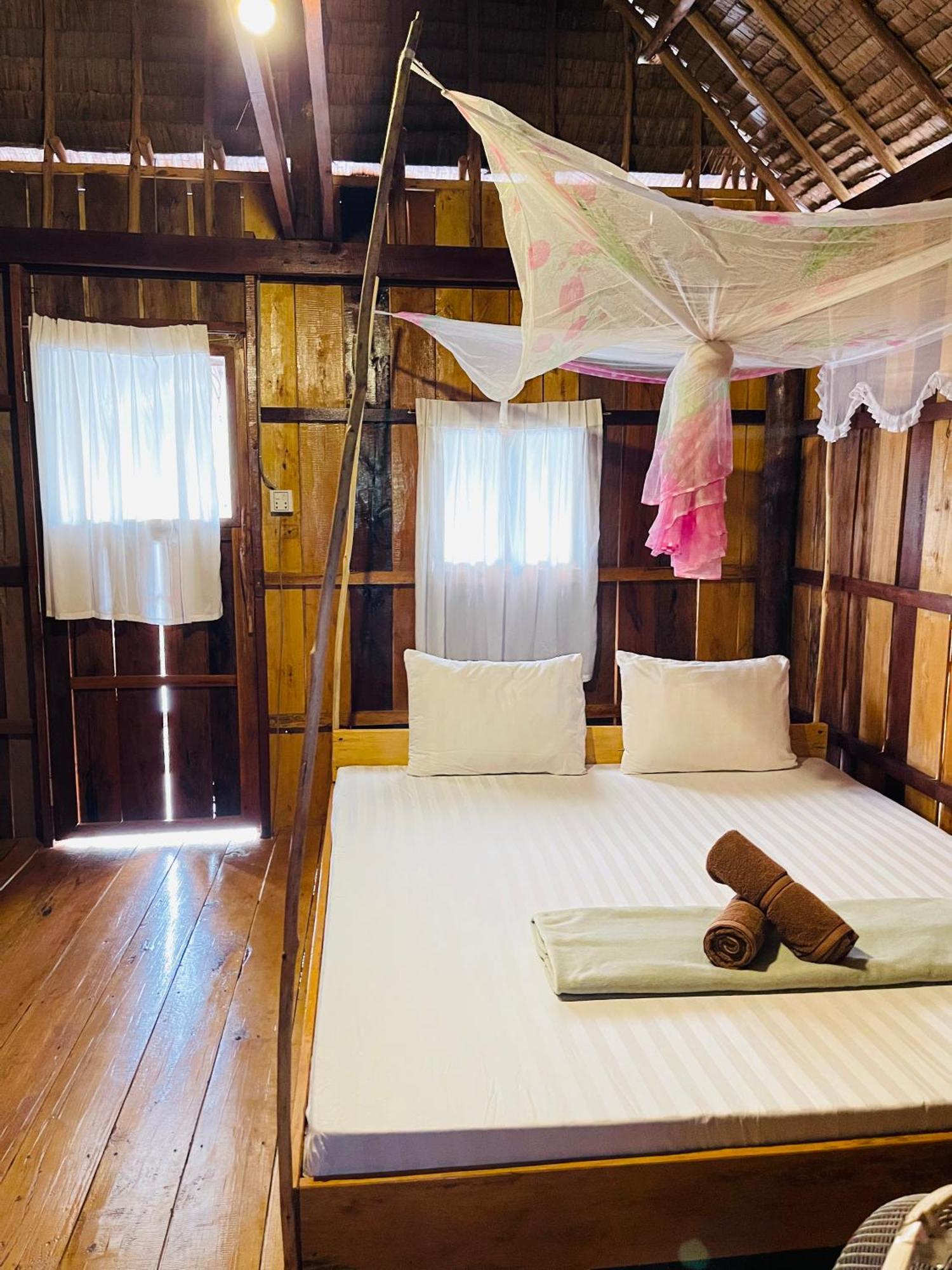 Lily'S Riverhouse Prek Svay Village Extérieur photo